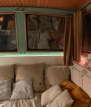 Πλωτό κατάλυμα Peniche Cocoun